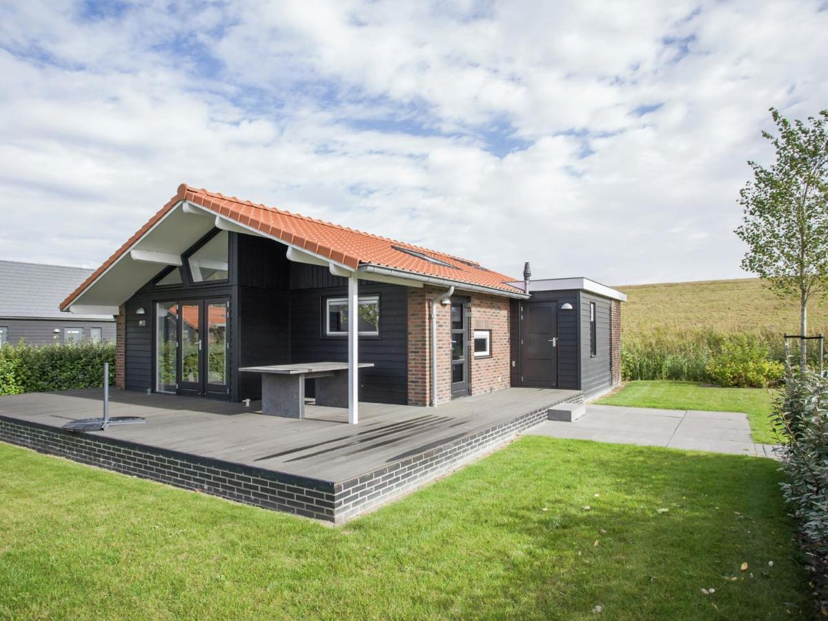 Holiday Home In Kattendijke With Terrace Zewnętrze zdjęcie